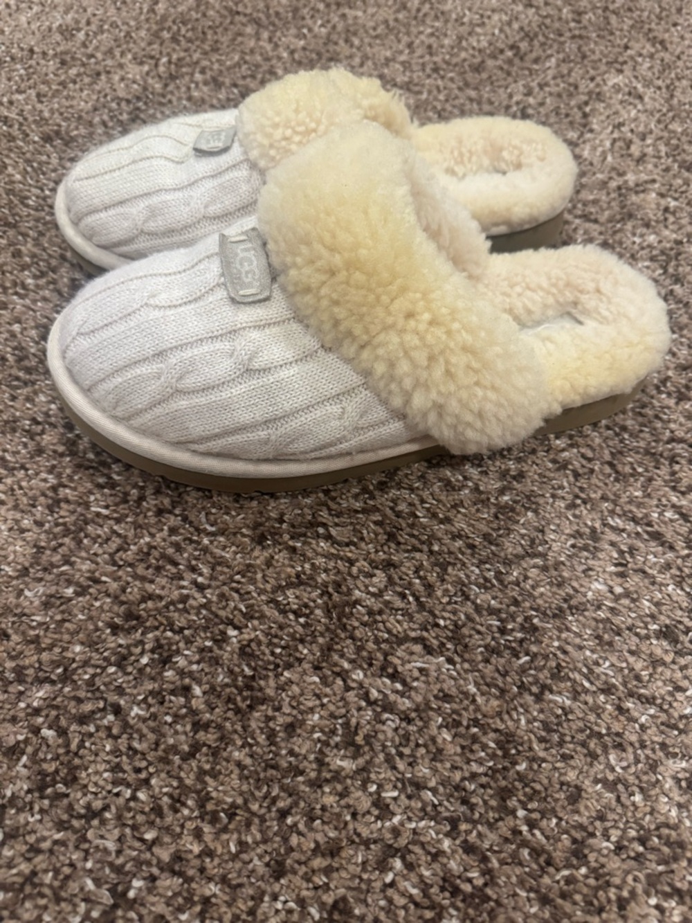 AUTHENTIC UGG SHEARLING FUR KOZY KNIT SLIPPERS IN IVORY SIZE 8